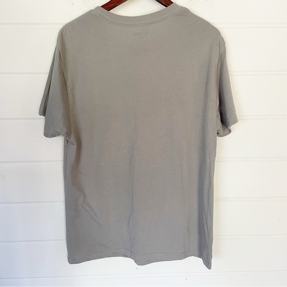 NWT Disney Women’s Gray Minnie Short Sleeve Crewneck Cotton Tee Size XXL - Picture 5 of 7